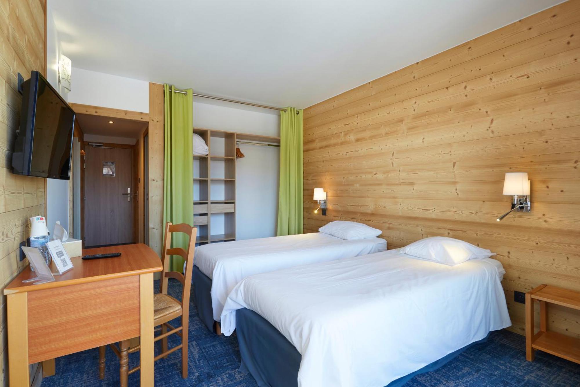 Hotel Eliova Le Chaix Alpe d'Huez Exterior foto